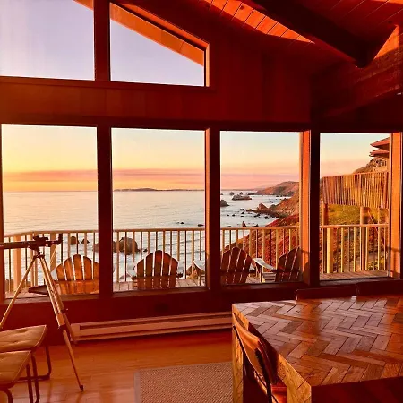 Villa Kailua Bluffs Oceanfront